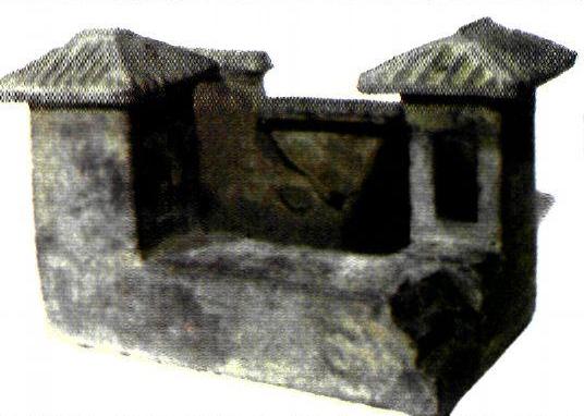 Πήλινο ομοίωμα κινέζικης οικίας της δυναστείας των Χαν (Κέρκυρα, Μουσείο Ασιατικής Τέχνης)